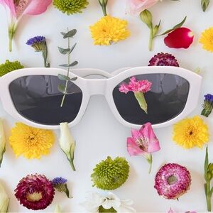 😍NWOT Dollger Sunglasses 😍